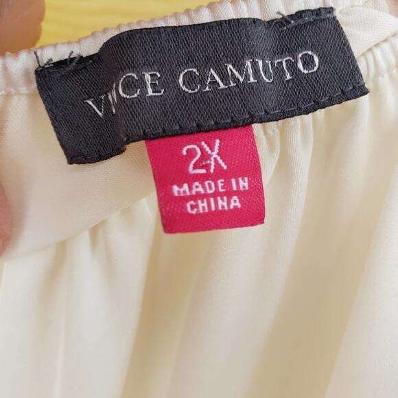 Vince‎ Camuto Peplum Peasant Blouse - Picture 4 of 6